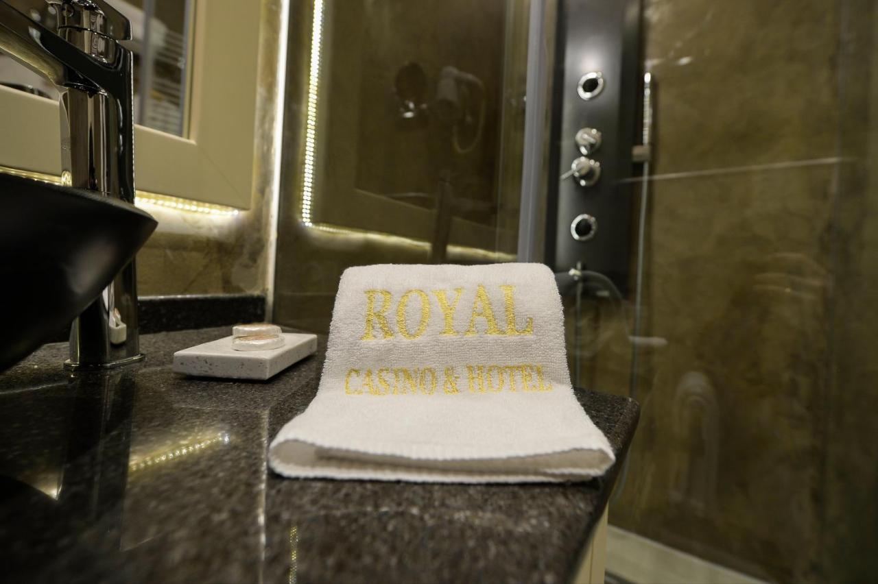 Royal Casino & Hotel Батумі Екстер'єр фото