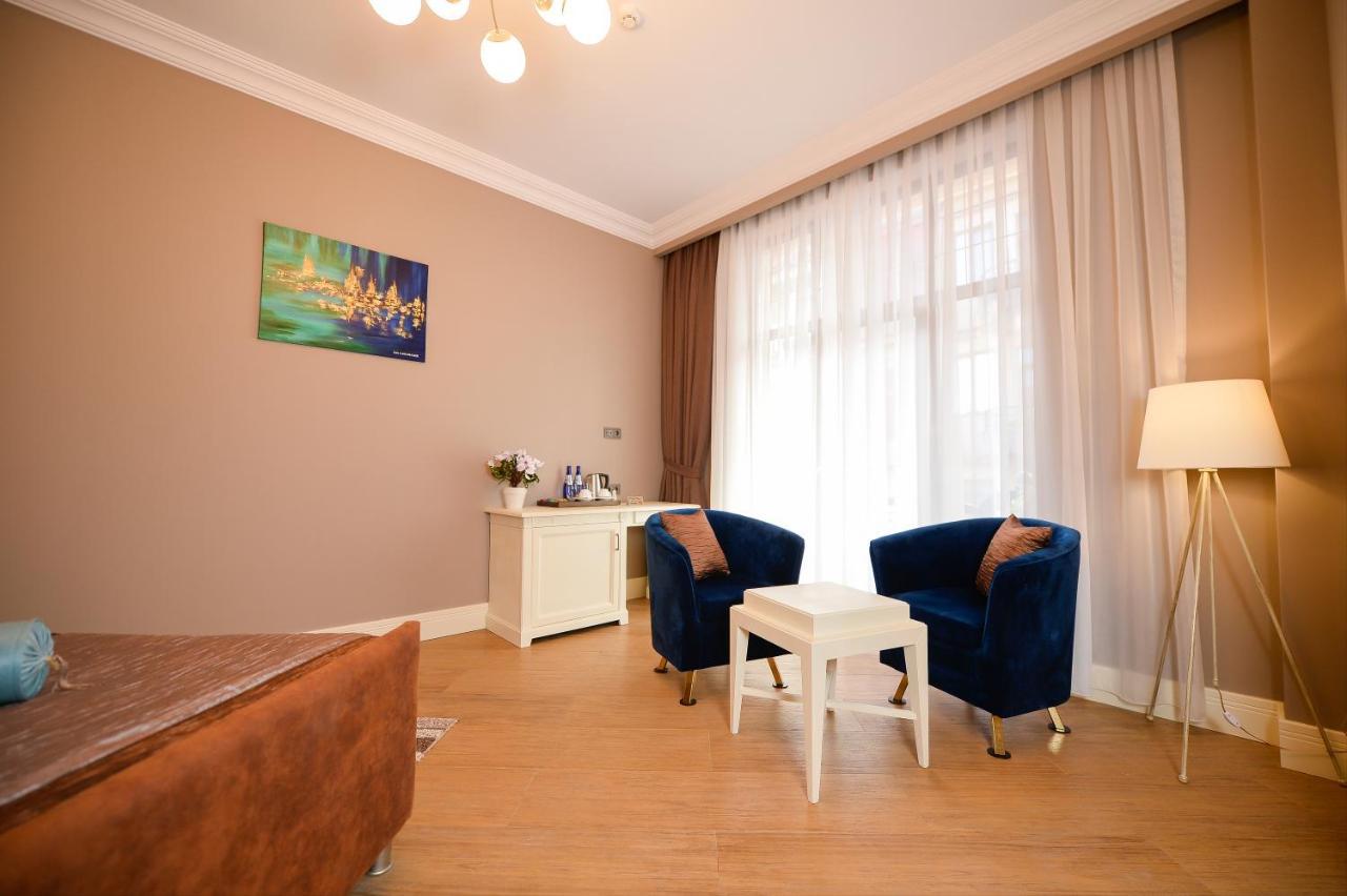 Royal Casino & Hotel Батумі Екстер'єр фото