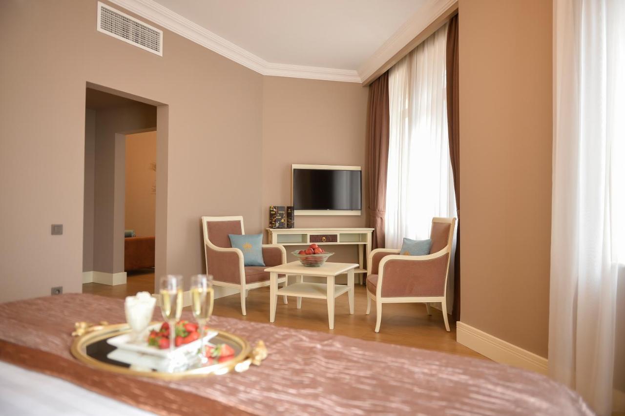 Royal Casino & Hotel Батумі Екстер'єр фото