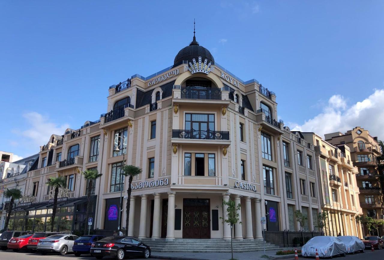 Royal Casino & Hotel Батумі Екстер'єр фото