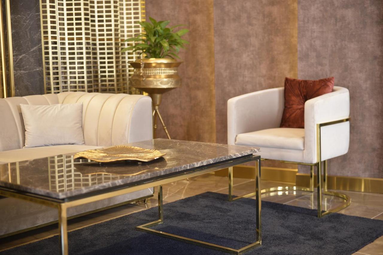Royal Casino & Hotel Батумі Екстер'єр фото