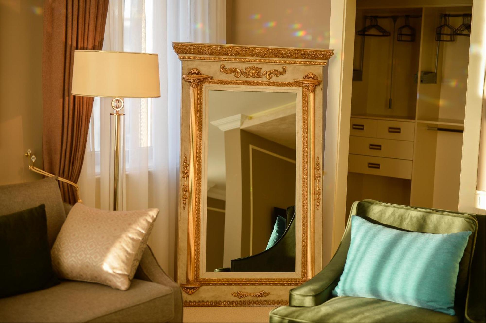Royal Casino & Hotel Батумі Екстер'єр фото